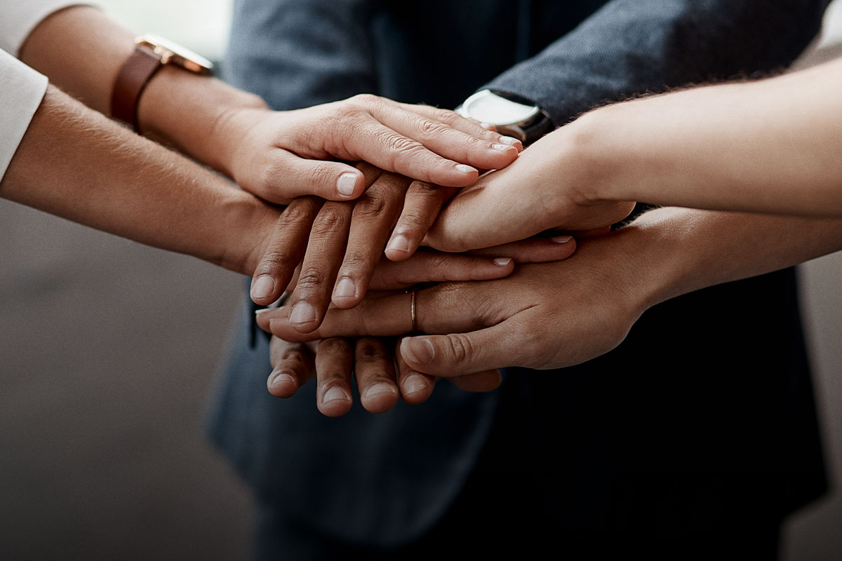 E&nu;ί&sigma;&chi;&upsilon;&sigma;&eta; &nu;&epsilon;&omicron;&phi;&upsilon;ώ&nu; &epsilon;&pi;&iota;&chi;&epsilon;&iota;&rho;ή&sigma;&epsilon;&omega;&nu; (startup) &kappa;&alpha;&iota; &epsilon;&tau;&alpha;&iota;&rho;&epsilon;&iota;ώ&nu; &tau;&epsilon;&chi;&nu;&omicron;&beta;&lambda;&alpha;&sigma;&tau;&omicron;ύ (spin-off) &sigma;&tau;&eta;&nu; &Pi;&epsilon;&rho;&iota;&phi;έ&rho;&epsilon;&iota;&alpha; &Eta;&pi;&epsilon;ί&rho;&omicron;&upsilon;