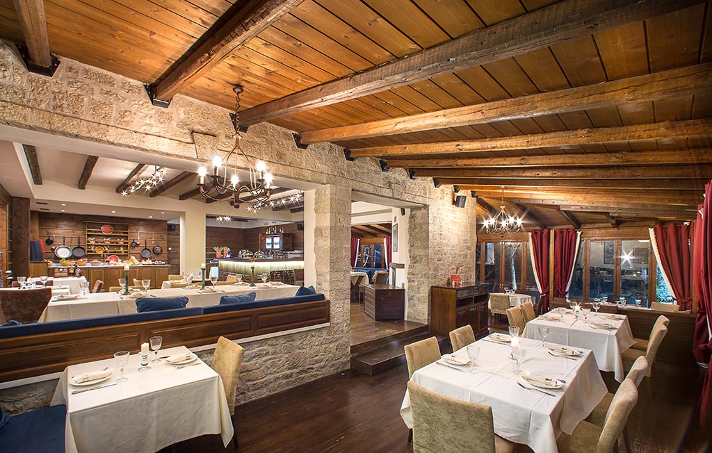 Country Club Hotel & Suites 7