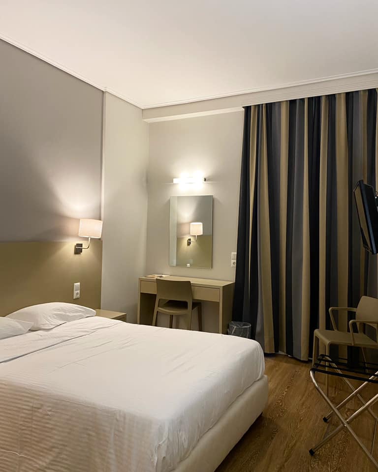 Dionysos Hotel