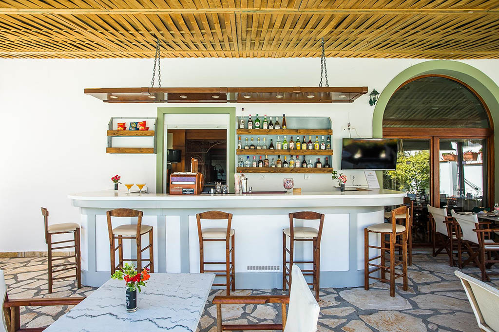 Paradise Inn 4