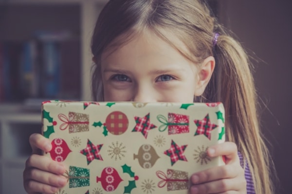 Διακοπές Χριστουγέννων: Δώρα και ετοιμασίες για το ρεβεγιόν