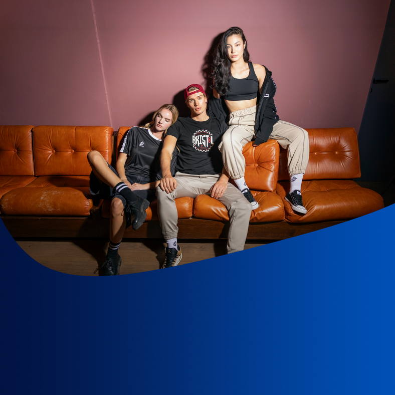 Αγορές με €πιστροφή στα Admiral Sport Shops