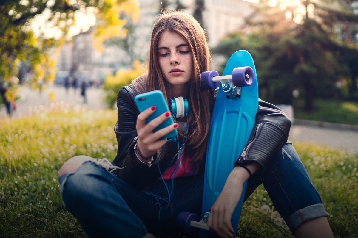 <p>Eurobank Kids &amp; Teens</p>