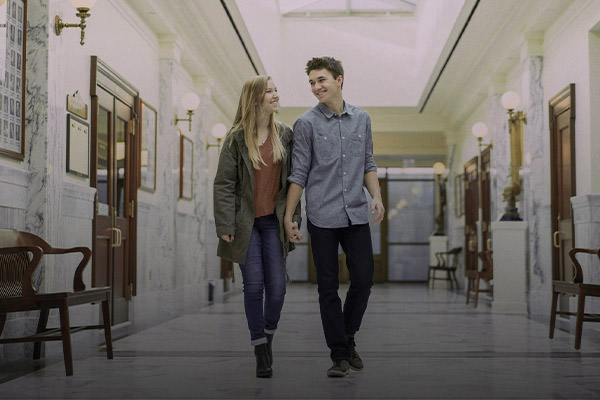 Youth Pass &mu;&epsilon; ά&upsilon;&lambda;&eta; &kappa;ά&rho;&tau;&alpha; Eurobank