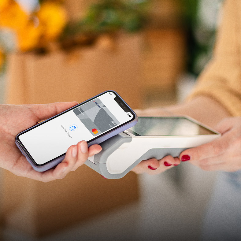 Νέα χρεωστική κάρτα Hybrid Debit Mastercard